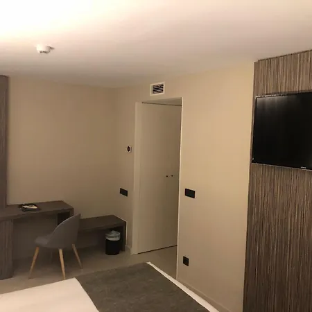 فندق Balneario De La Virgen خارابا