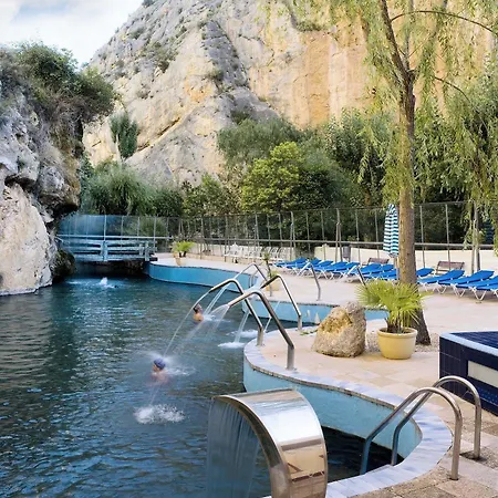 Hotel Balneario De La Virgen 3*