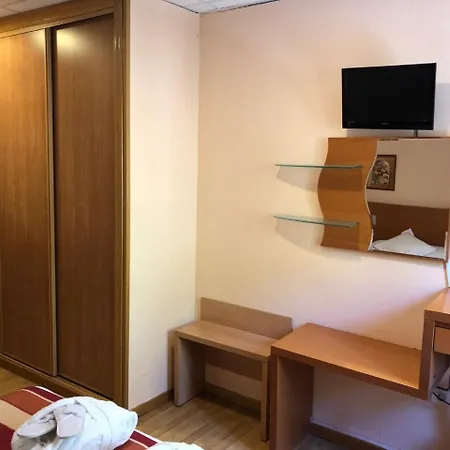 فندق Balneario De La Virgen