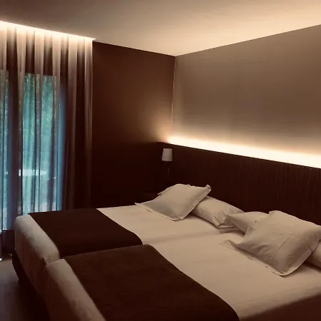 Hotel Balneario De La Virgen 3*