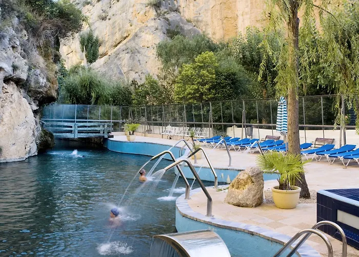 Hotell Balneario De La Virgen 3*