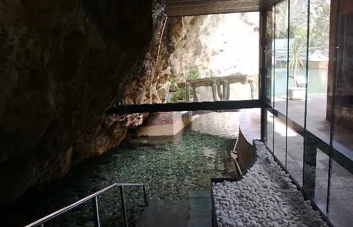 Hotell Balneario De La Virgen