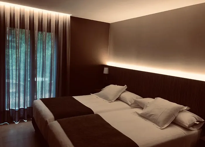 Hotell Balneario De La Virgen 3*